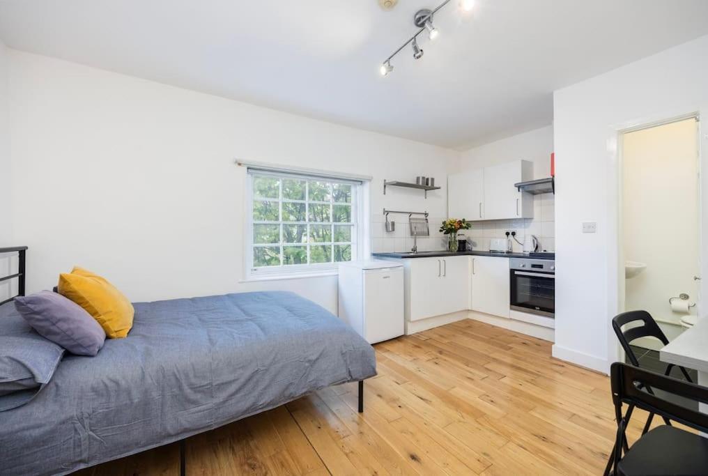 Апартаменты Islington- Offord Road Лондон Экстерьер фото